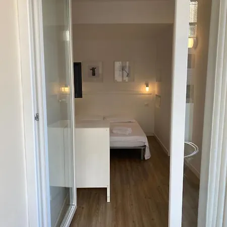 Hotel Aleksi Shëngjin