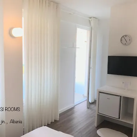 Aleksi Hotel