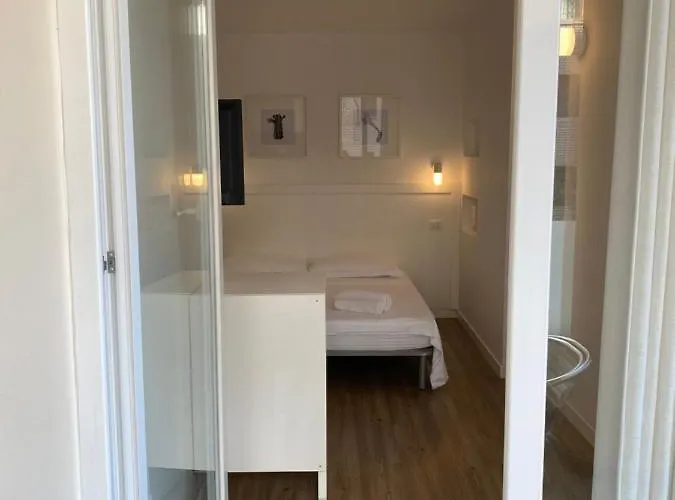 Hotel Aleksi Shëngjin