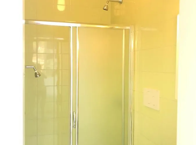 Hotel Aleksi Shëngjin