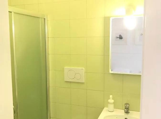 Aleksi Hotel *